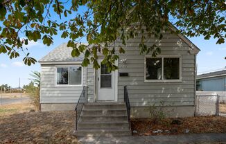 Updated 2 Bedroom 1 Bath Home In Spokane