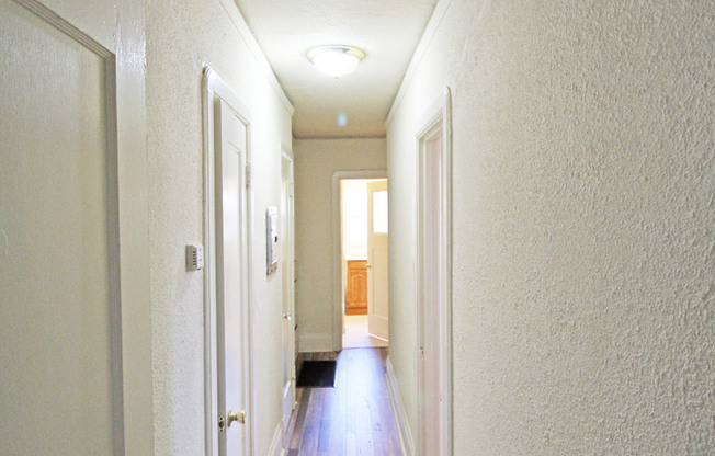 1916 - 1920 Crosby Ave.