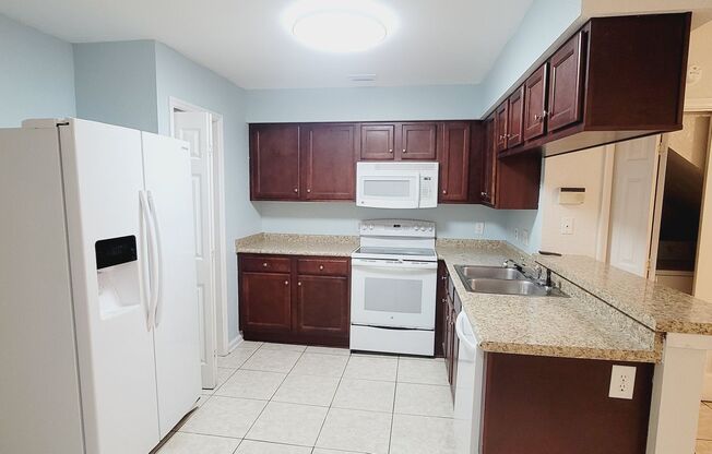 3 beds, 2 baths, $1,500