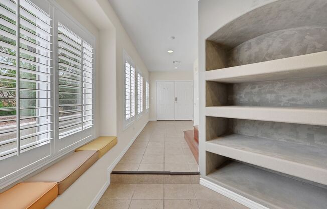 Large Townhouse in Henderson