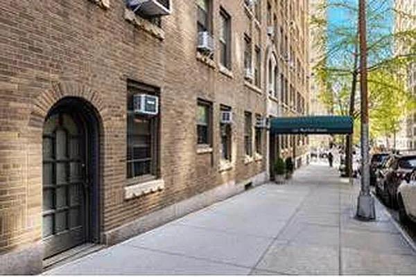 3 beds, 2 baths, $7,000, Unit LOFT1B