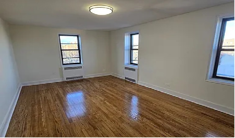 92 11 35 AVE