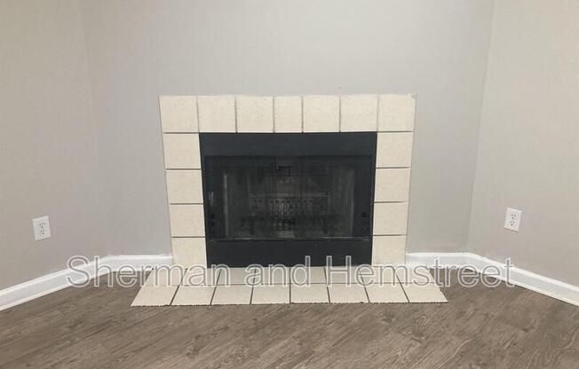 506 CMNS DR
