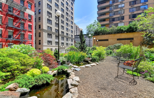 3 beds, 2 baths, $10,900, Unit 6P