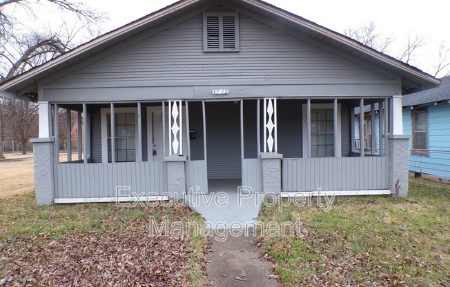 2115 32 AVE