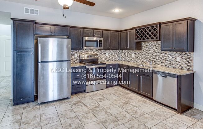 3 beds, 2.5 baths, $1,874, Unit 2230 Burningwood Ln