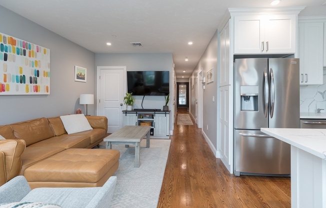194 K ST
