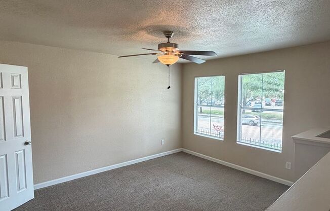 1 bed, 1 bath, 682 sqft, $905, Unit 714