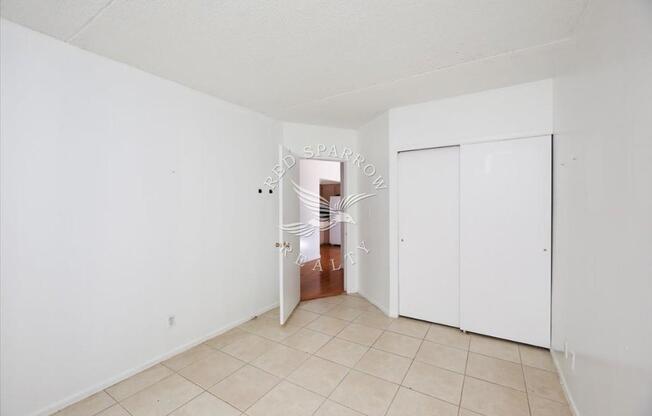 2 beds, 1 bath, $3,000, Unit 3