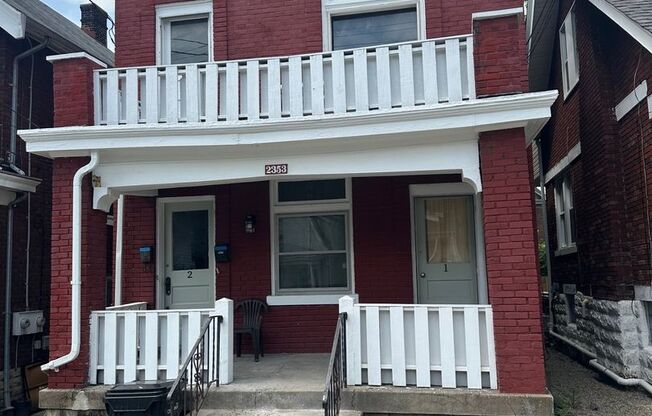 2353 Chickasaw