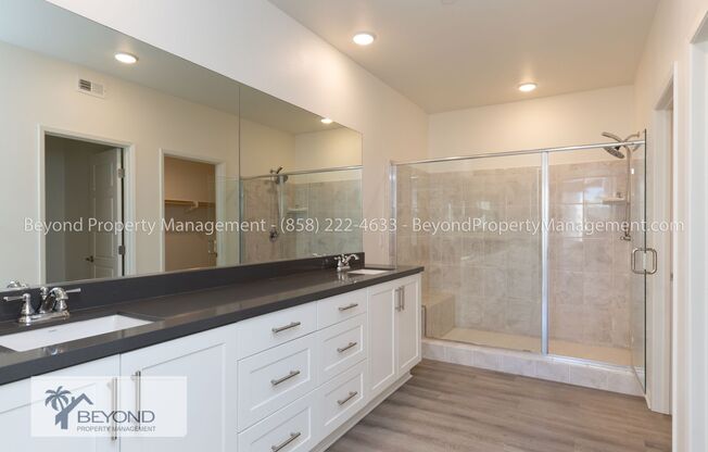 2 beds, 2 baths, $2,988, Unit Unit 140