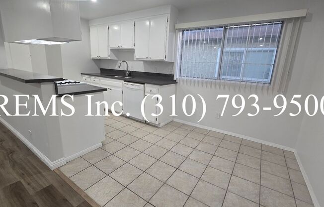 2 beds, 1.5 baths, 915 sqft, $2,195, Unit C