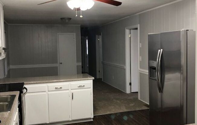 3 beds, 2 baths, $2,000