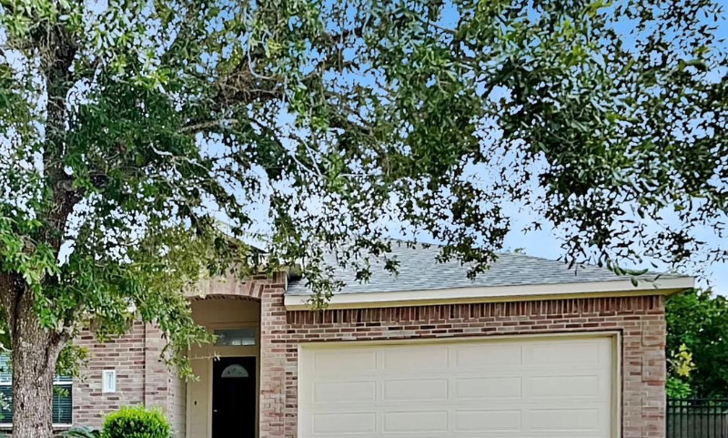 3202 BLACK LN