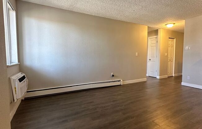 1 bed, 1 bath, 600 sqft, $1,095, Unit 102