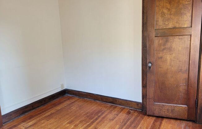 1 bed, 1 bath, $995, Unit 302