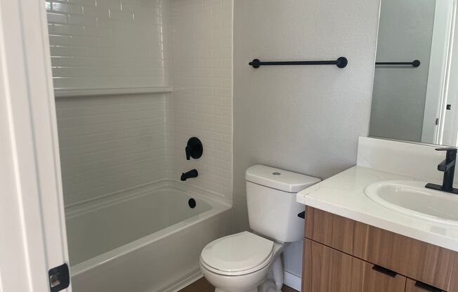 1 bed, 1 bath, 495 sqft, $2,730, Unit F-331