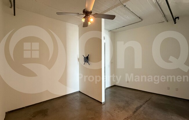 1 bed, 1 bath, 1,039 sqft, $1,649, Unit 911