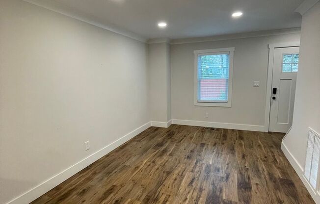 Newly Renovated 2 Bedroom 1 Bath Townhomes in Downtown Greenville