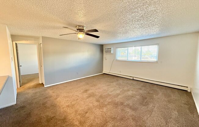 1691 MOORE AVE
