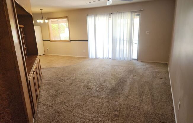 Ranch Style 3 bed/1.75 Bath, RV parking NO HOA!