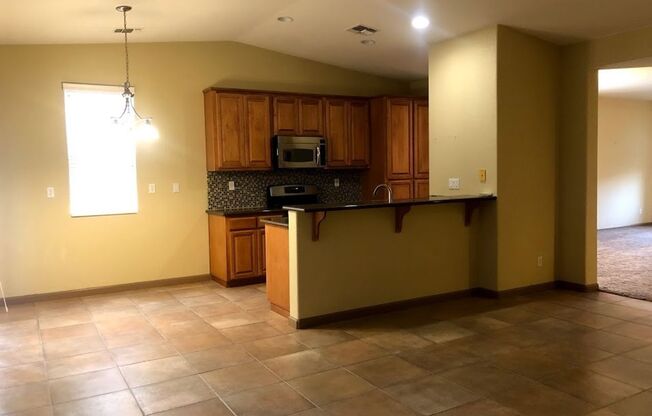 3 Bed 2 Bath in Dinuba!