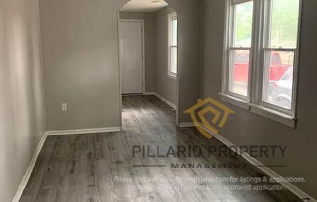 1012-1014 S Worth Ave