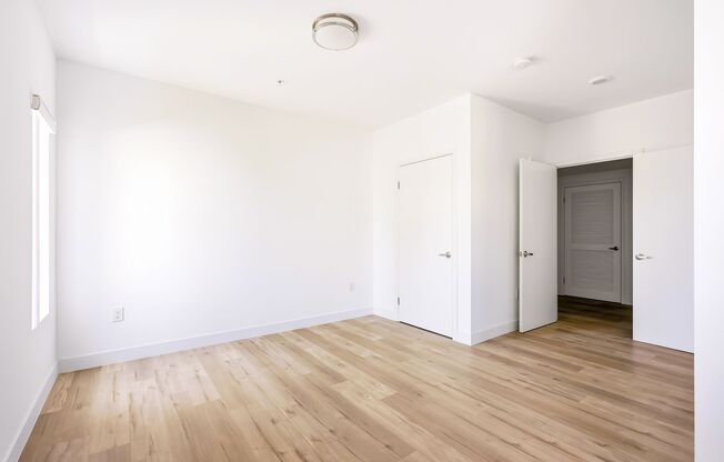2 beds, 2 baths, 1,037 sqft, $2,950, Unit 301