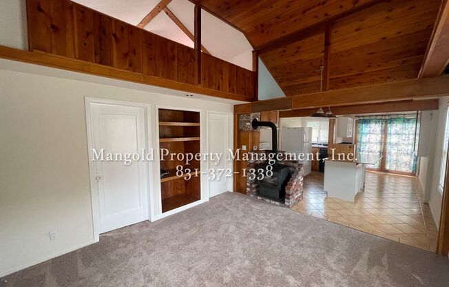 2-Bedroom PLUS Loft Home Downtown Monterey