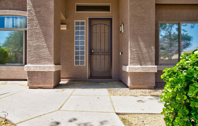 Stunning 5 Bedroom 3 Bathroom with 3 Car Garage and Pool!!!  Gorgeous back yard!!  Bedrooms on 1st floor!!!  Available June 1st!!!