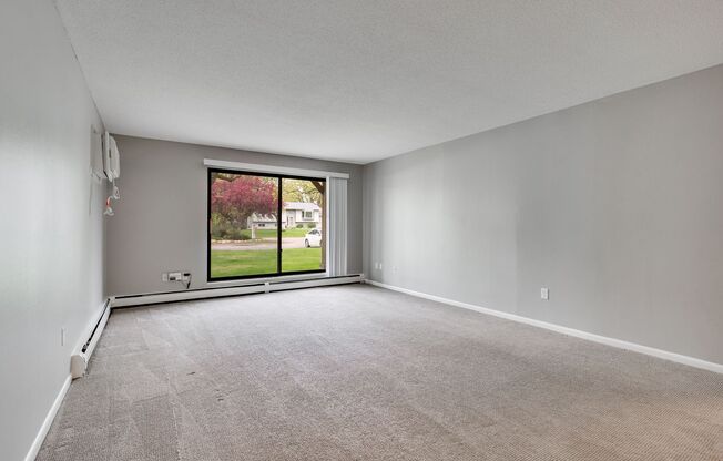 2 beds, 1.5 baths, 976 sqft, $1,525, Unit 9975-101