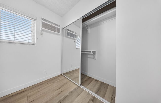 2 beds, 2 baths, $2,800, Unit 017#201