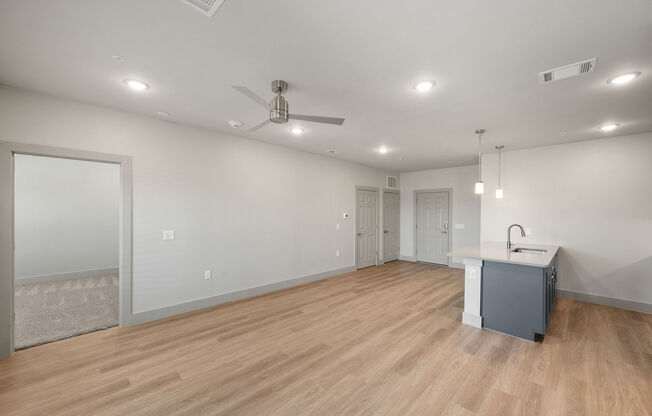 2 beds, 2 baths, 1,314 sqft, $2,325