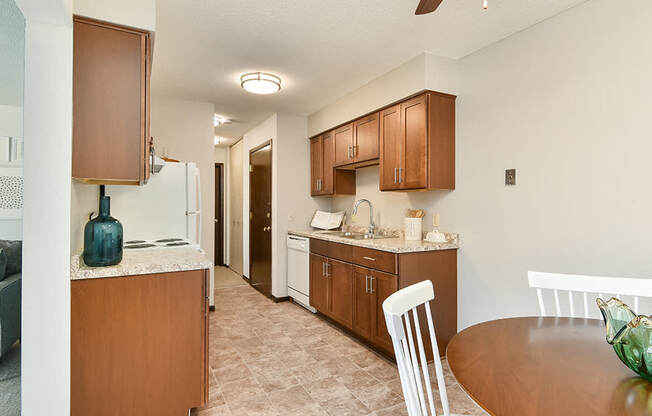 The Pines of Burnsville - Kitchen