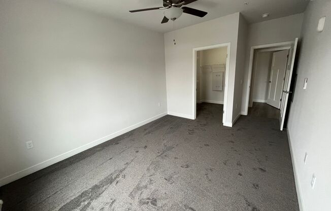 1 bed, 1 bath, 802 sqft, $1,495, Unit Lime 124