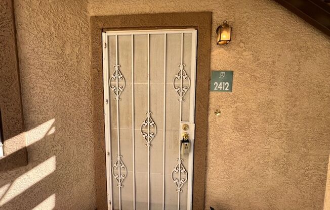 2 beds, 2 baths, $1,600, Unit # 2412