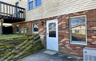 1673 TIKI LN