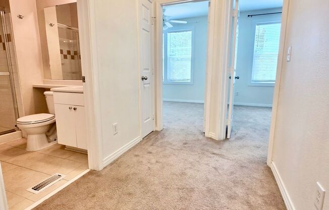 2 beds, 2 baths, $2,300, Unit Unit 1203