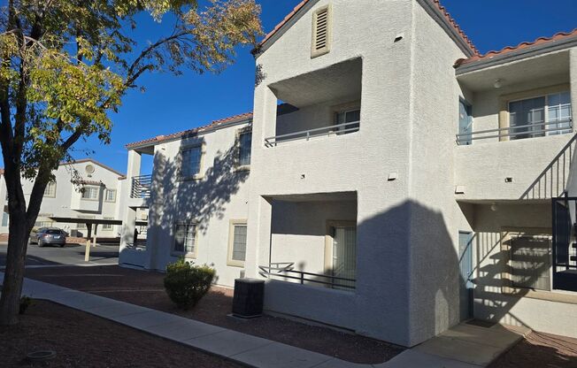 ~READY TO MOVE INTO~ REMODELED 2ND FLOOR 2 BED/2 BATH CONDO IN NORTH LAS VEGAS!