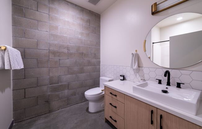 Studio, 1 bath, 745 sqft, $2,575, Unit 102