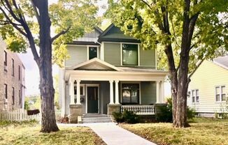 2526 Polk St NE