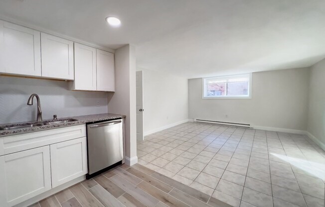 592 AMERICAN LEGION HWY