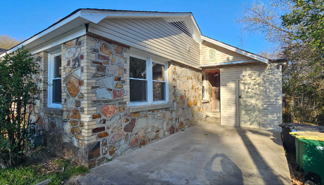 2008 FLORA ST