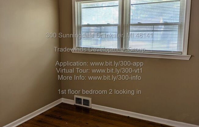 300 Sunningdale, Inkster 3bed/1bath with great eat in kitchen and nice back yard located in Inkster