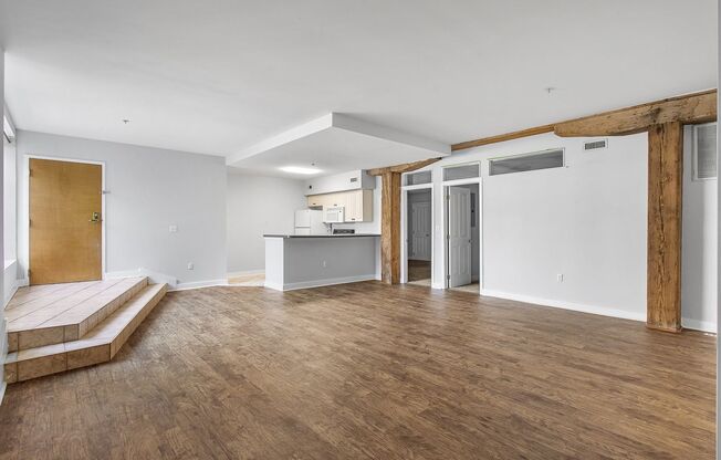 2 beds, 2 baths, 1,182 sqft, $1,650, Unit APT 102