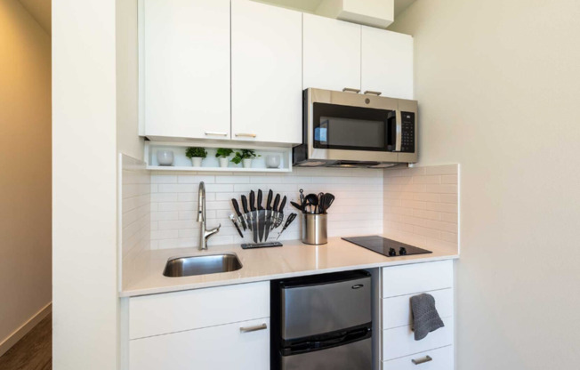 Studio, 1 bath, 292 sqft, $1,100, Unit 407- MFTE