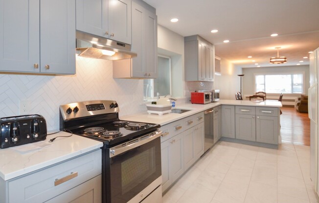 142 SALISBURY RD