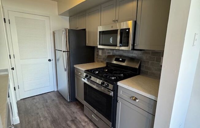 2 beds, 1.5 baths, 1,376 sqft, $2,800, Unit 1503