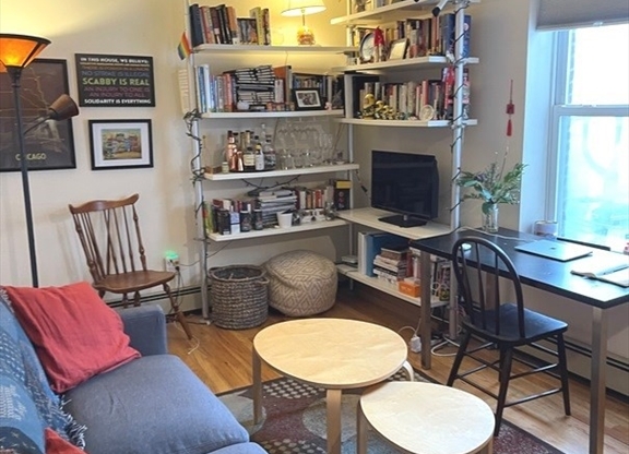 1 bed, 1 bath, 500 sqft, $2,750, Unit 7(3C)