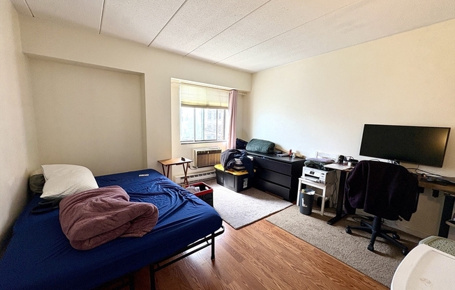 2 beds, 2 baths, 1,085 sqft, $4,100, Unit 308